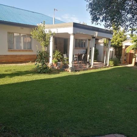 Lala Poa Guest House 克莱克斯多普 外观 照片