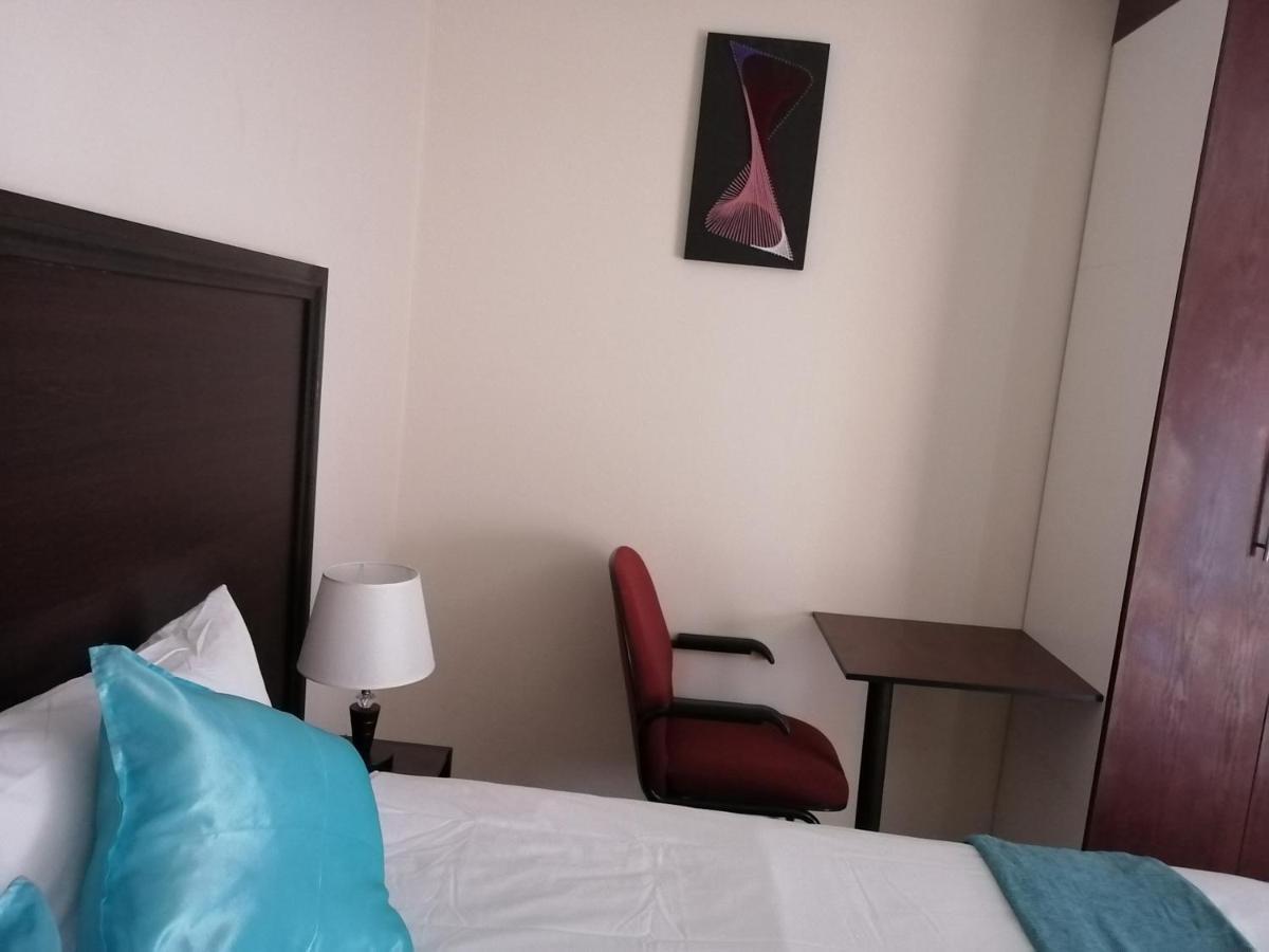 Lala Poa Guest House 克莱克斯多普 外观 照片