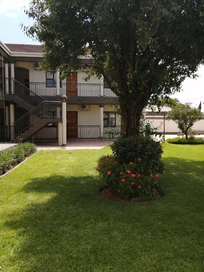Lala Poa Guest House 克莱克斯多普 外观 照片