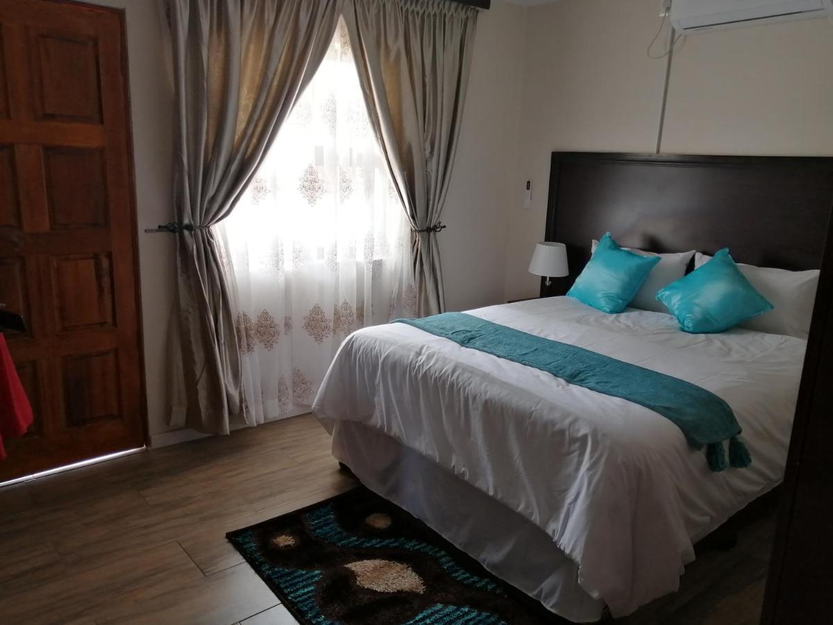 Lala Poa Guest House 克莱克斯多普 外观 照片