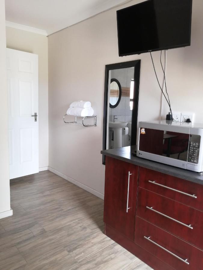 Lala Poa Guest House 克莱克斯多普 外观 照片